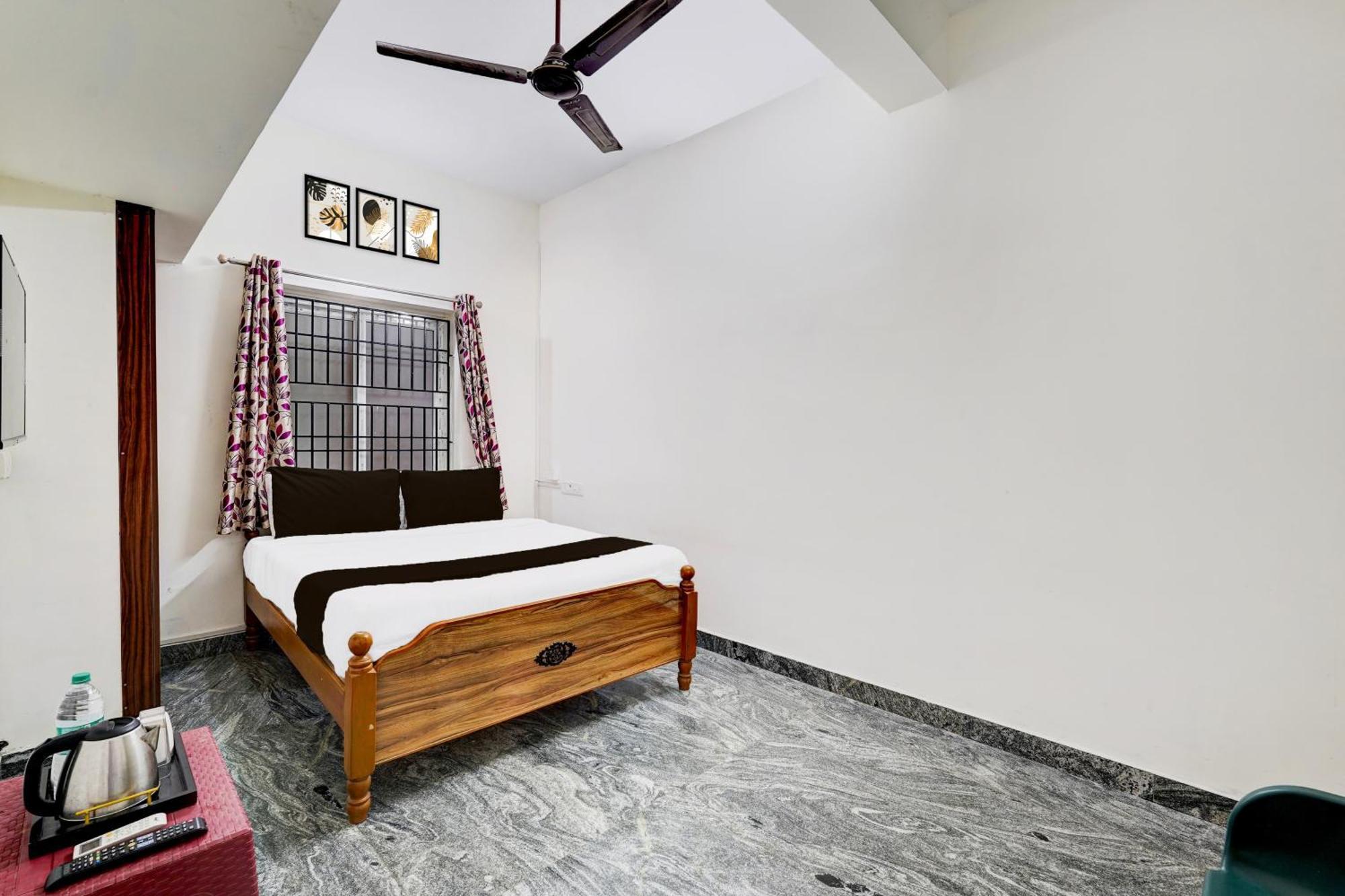 Collection O Sithalapakkam Medavakkam Formerly Srinivasa Residency Chennai Exterior photo